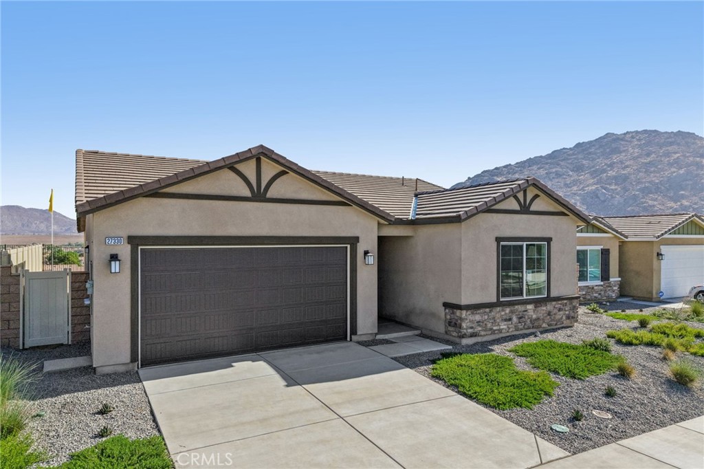 27330 Dunite Drive Property Photo 3