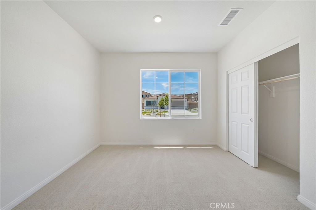 27330 Dunite Drive Property Photo 24
