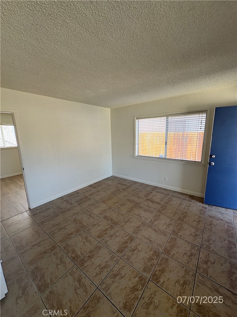 141 S Myers St B Property Photo 4