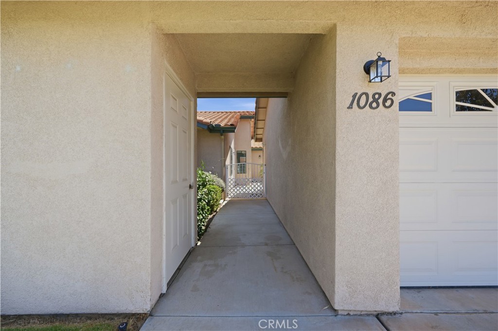 1086 Morning Mist Court Property Photo 4