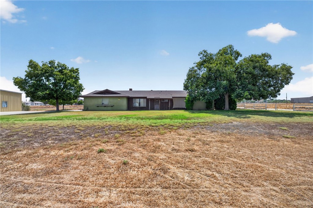 23524 Pico Avenue Property Photo 8