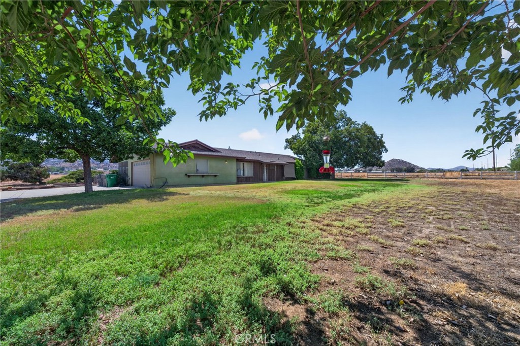 23524 Pico Avenue Property Photo 9