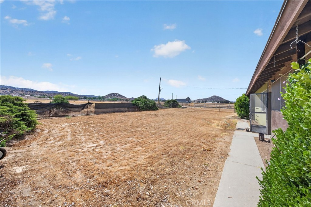 23524 Pico Avenue Property Photo 21