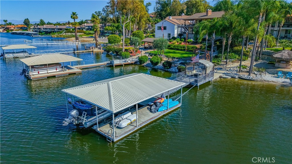 30405 Golden Gate Property Photo 2