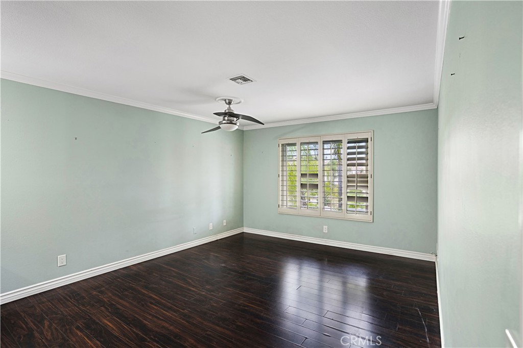 30405 Golden Gate Property Photo 14