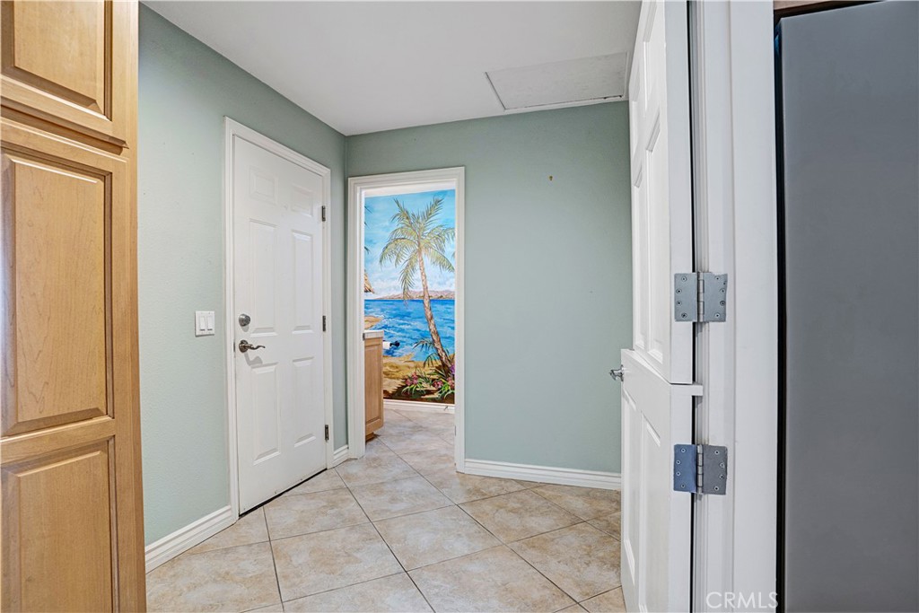 30405 Golden Gate Property Photo 27