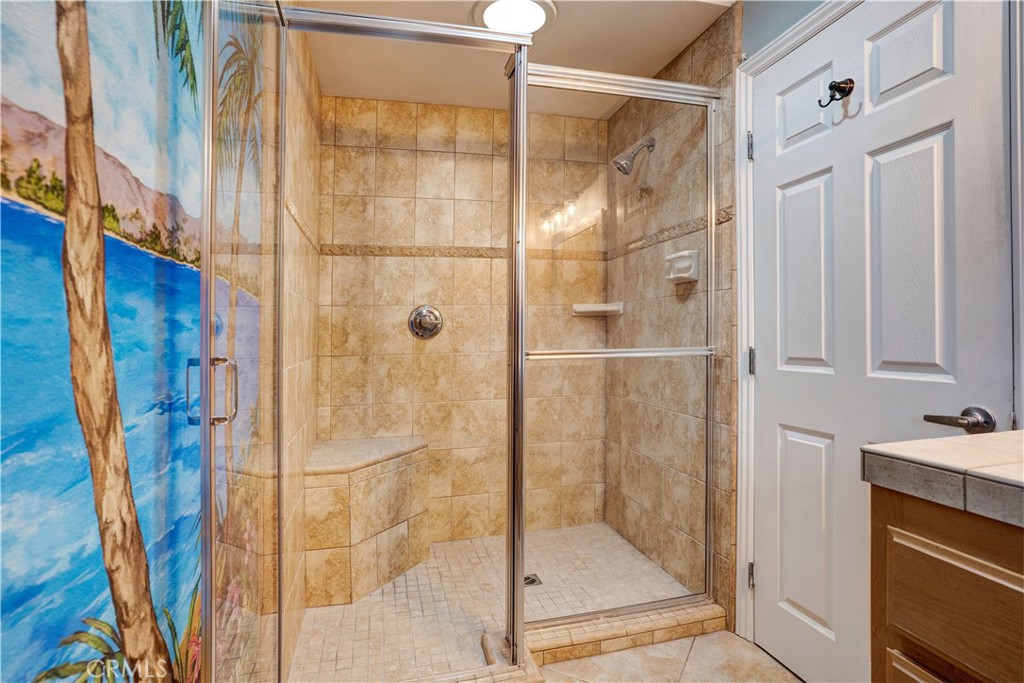 30405 Golden Gate Property Photo 29