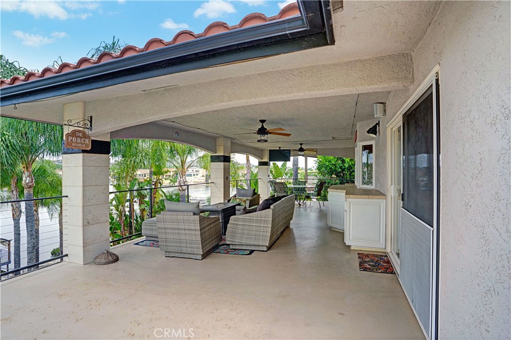 30405 Golden Gate Property Photo 30