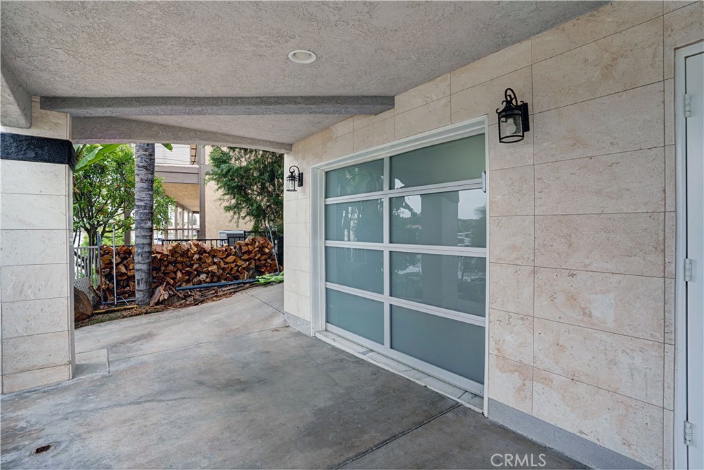 30405 Golden Gate Property Photo 54
