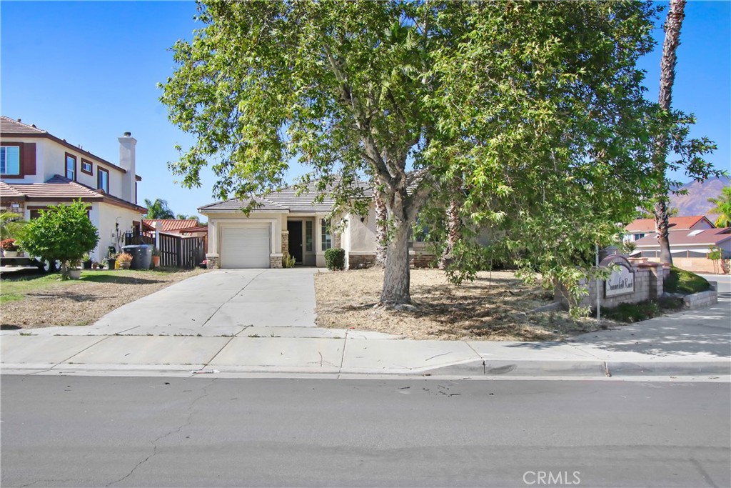1101 Sagebrush Property Photo 1