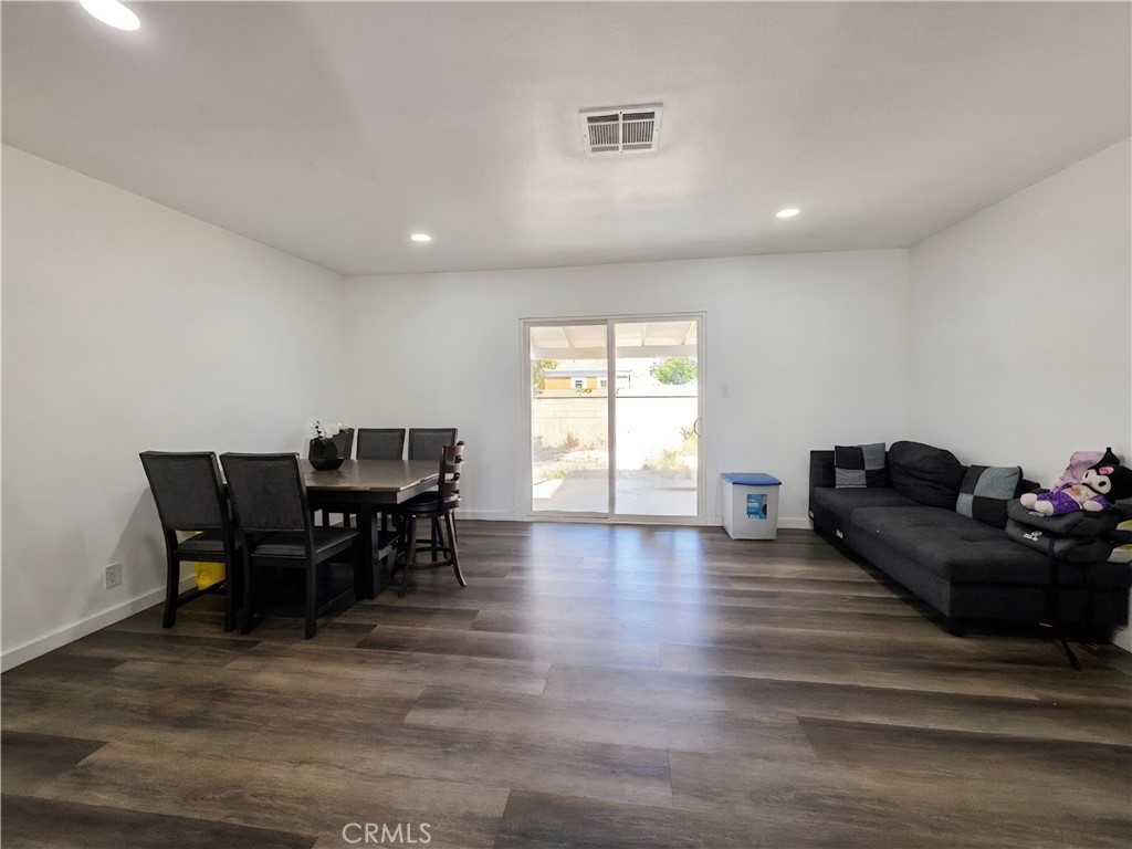 3665 Ross Street Property Photo 6