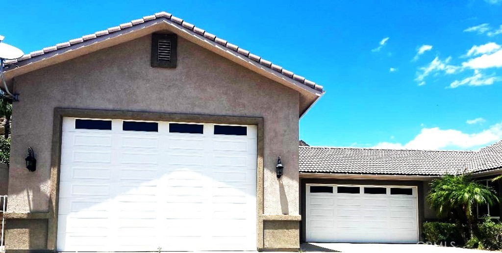 14934 Amorose Property Photo 3