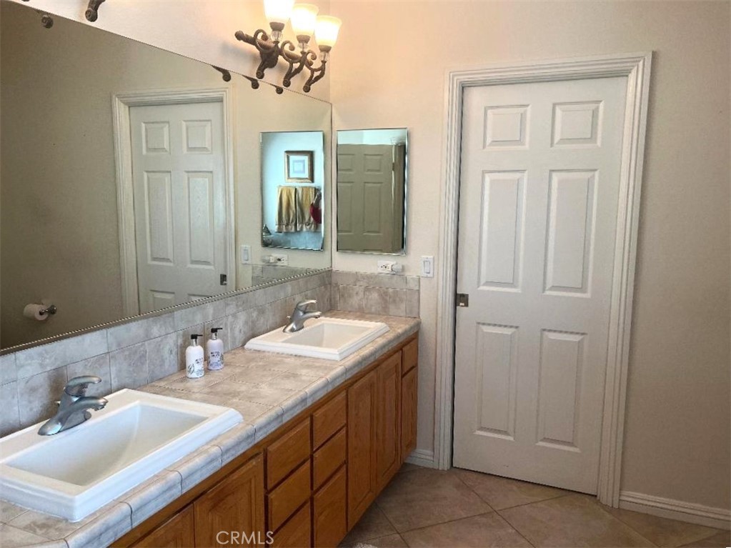 14934 Amorose Property Photo 12