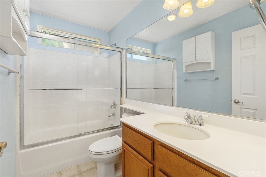 28905 Boothbay Property Photo 28