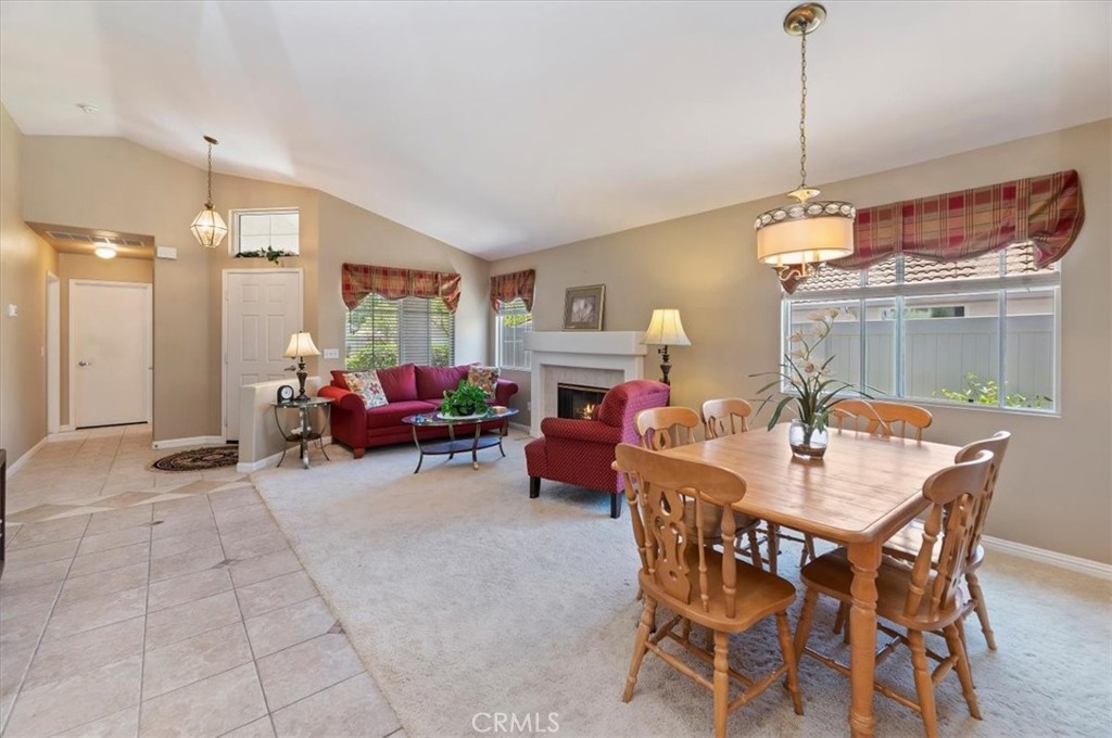 23924 Via Astuto Property Photo 10