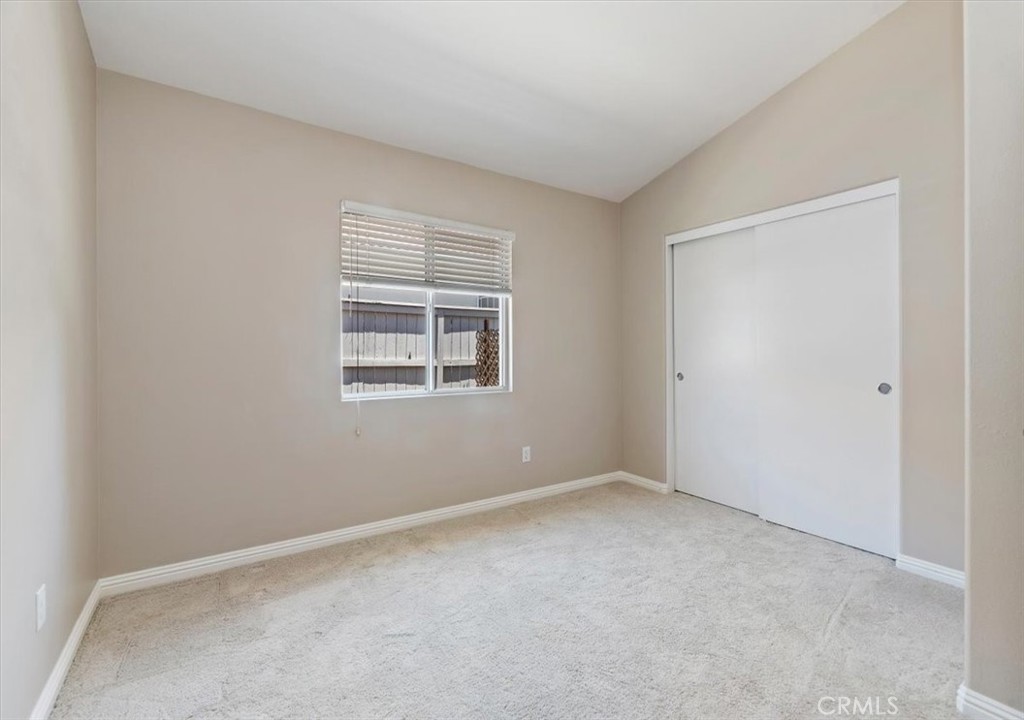 23924 Via Astuto Property Photo 19