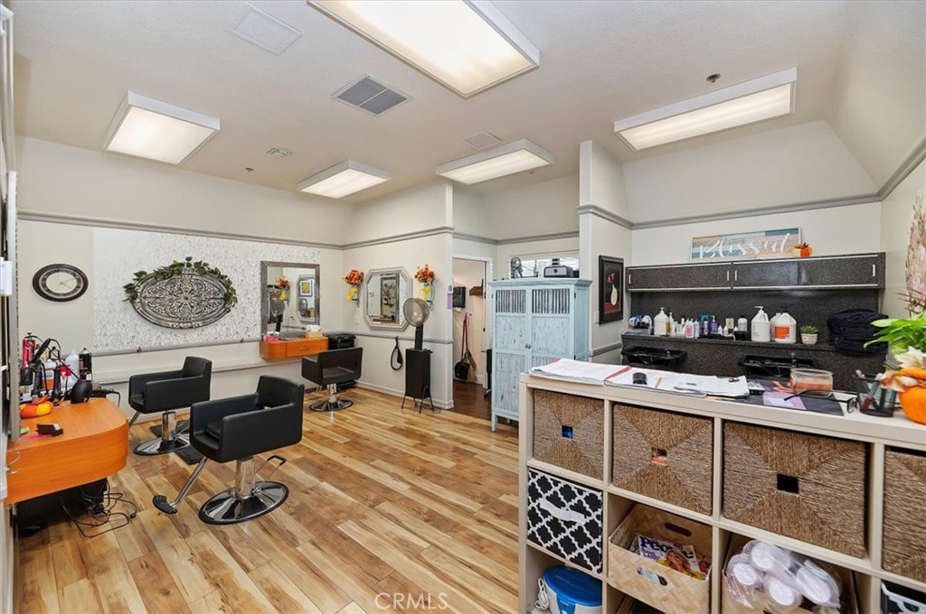 23924 Via Astuto Property Photo 39