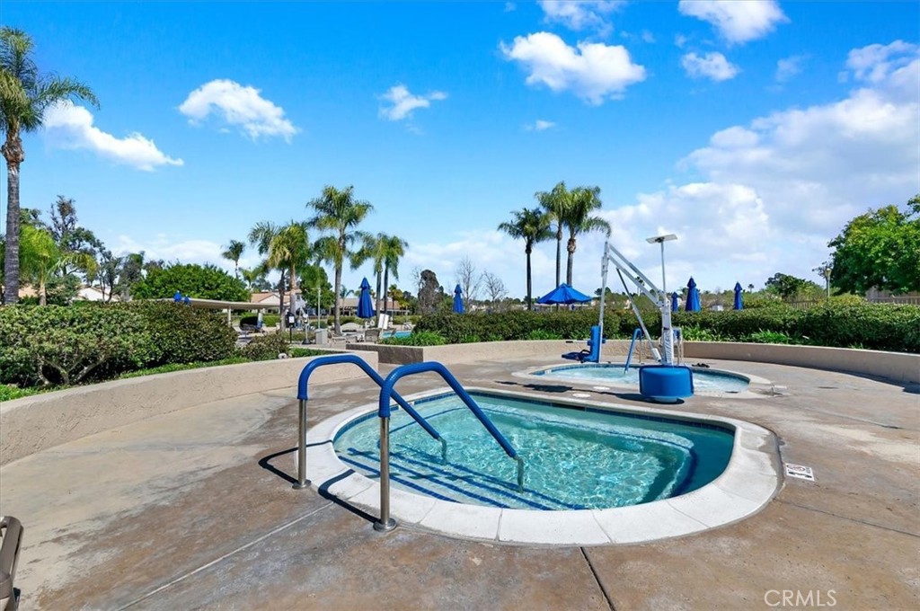 23924 Via Astuto Property Photo 41