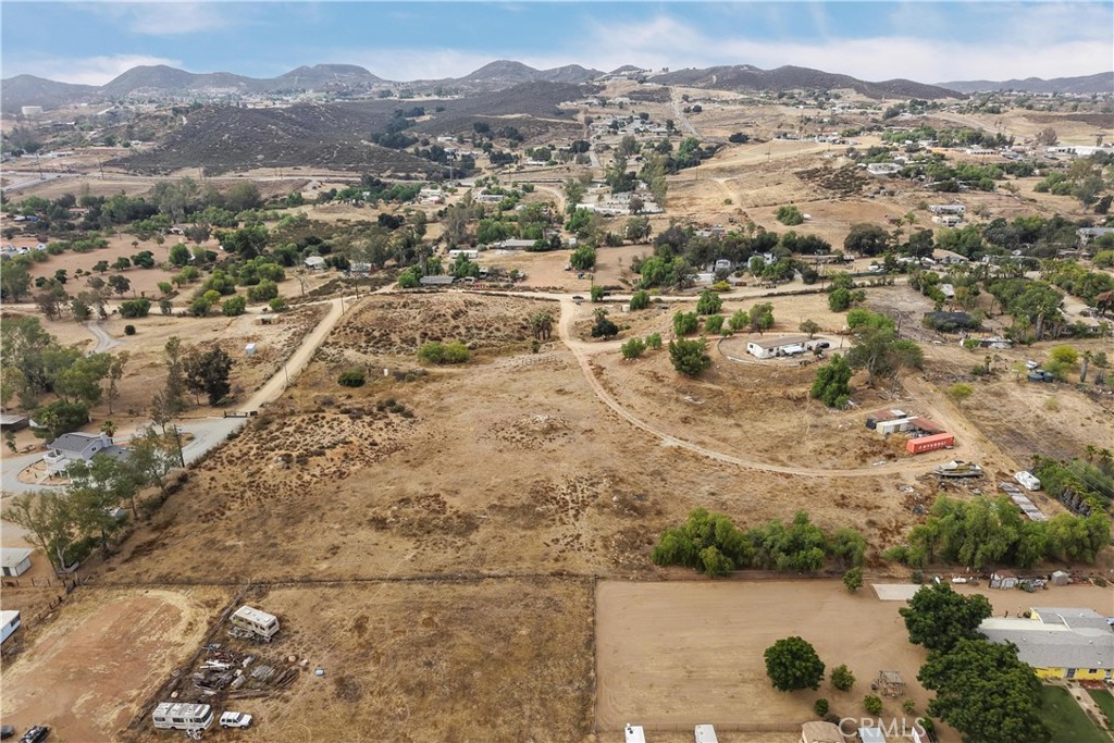 25661 Waldon Road Property Photo 11