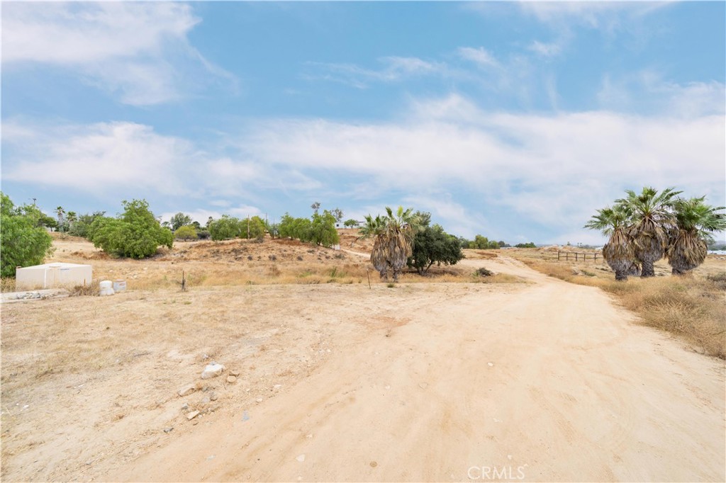 25661 Waldon Road Property Photo 17