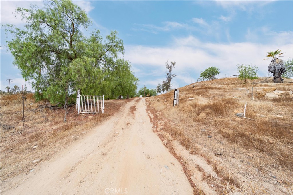 25661 Waldon Road Property Photo 21