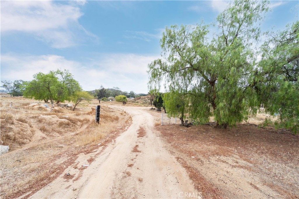 25661 Waldon Road Property Photo 22