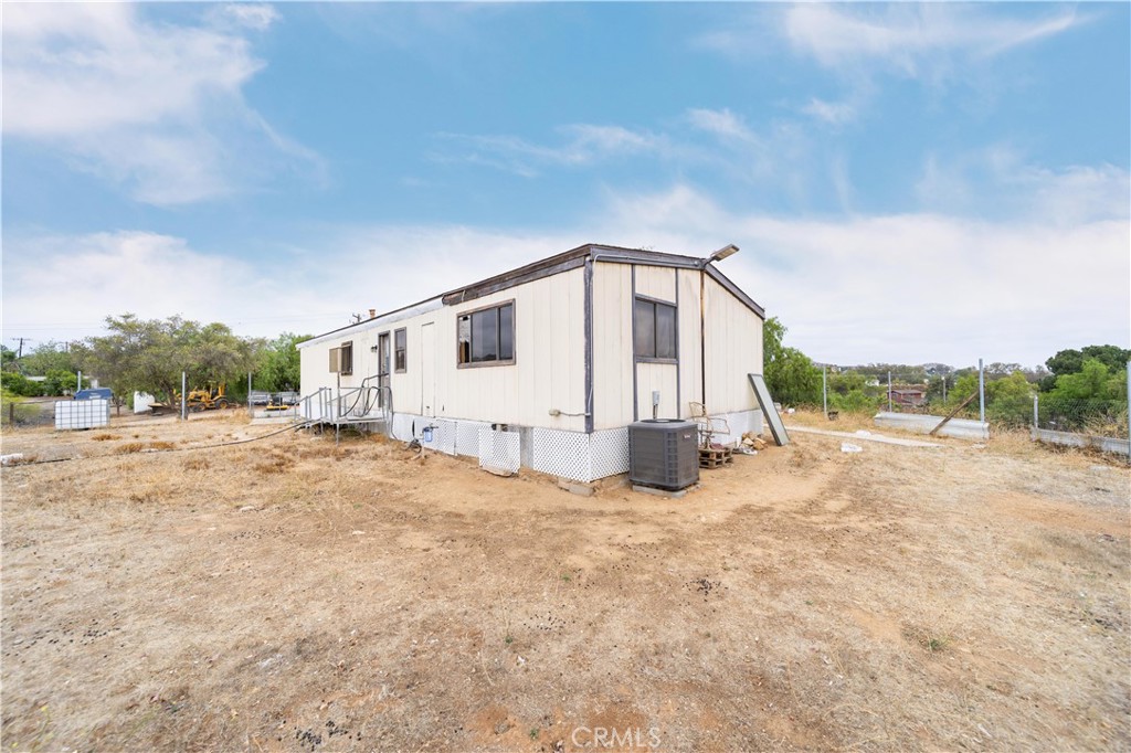 25661 Waldon Road Property Photo 25