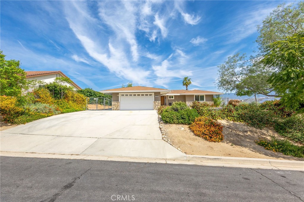 44900 Viejo Property Photo 3