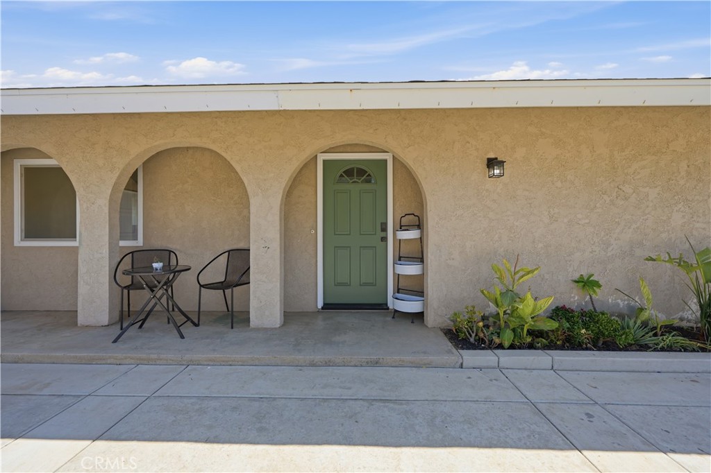21280 Cielo Vista Property Photo 4