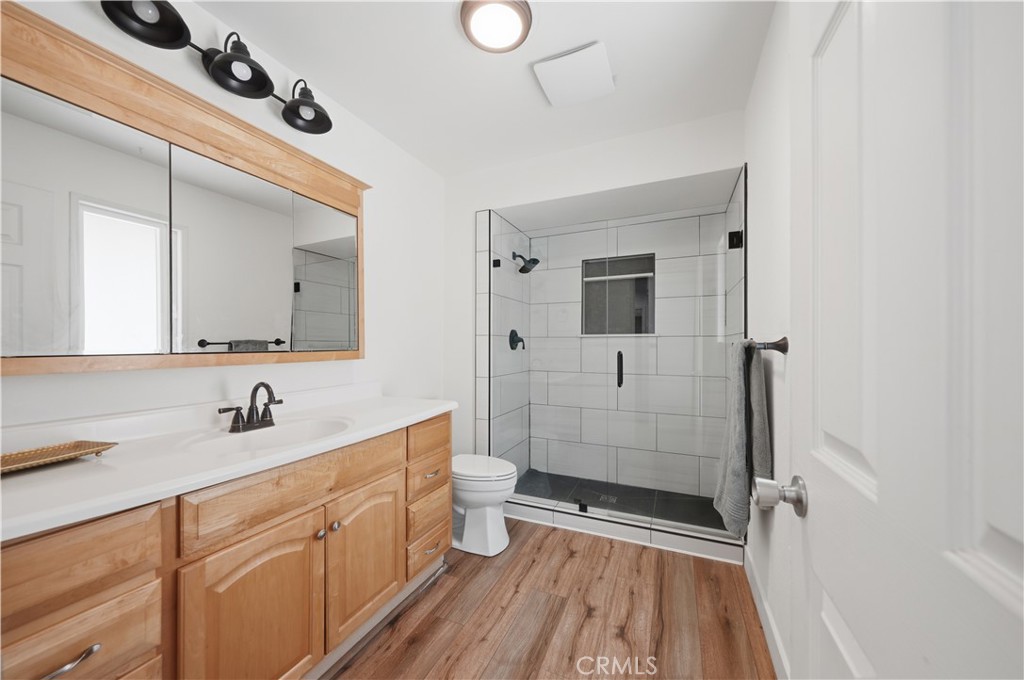 21280 Cielo Vista Property Photo 23