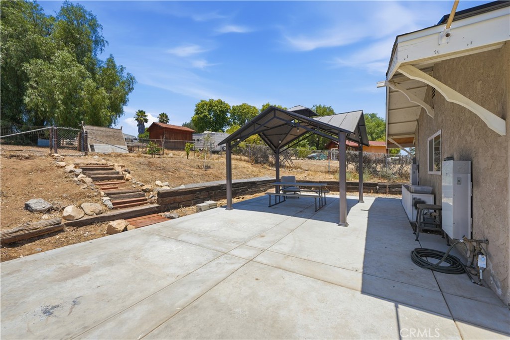 21280 Cielo Vista Property Photo 35