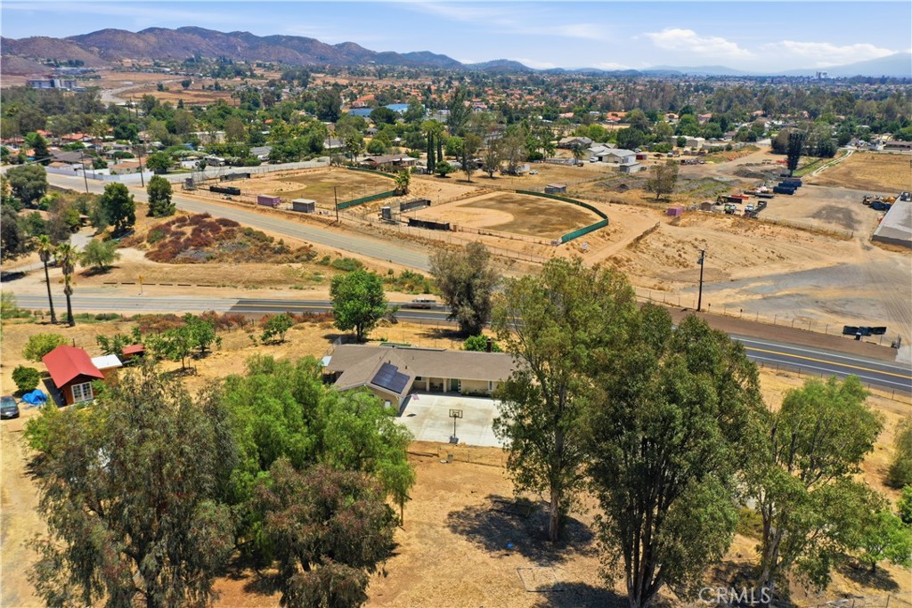 21280 Cielo Vista Property Photo 53