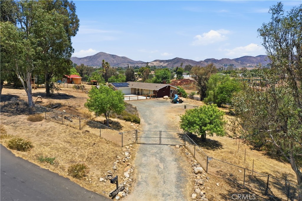 21280 Cielo Vista Property Photo 54