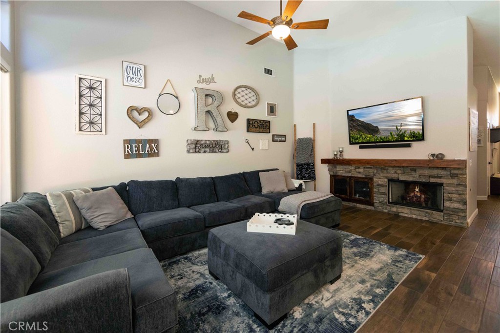 39687 Corte Gata Property Photo 22