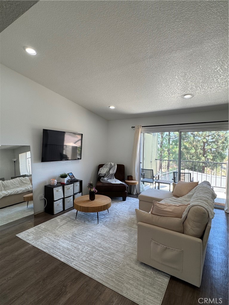 2548 Avenida Del Vista T 202 Property Photo 1