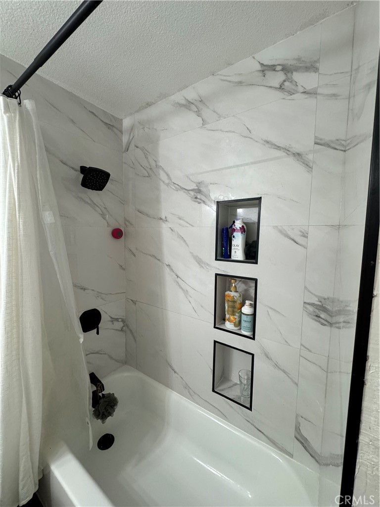2548 Avenida Del Vista T 202 Property Photo 10