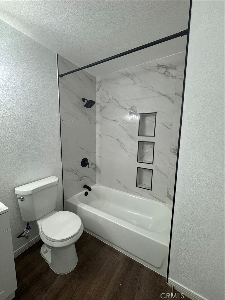 2548 Avenida Del Vista T 202 Property Photo 12