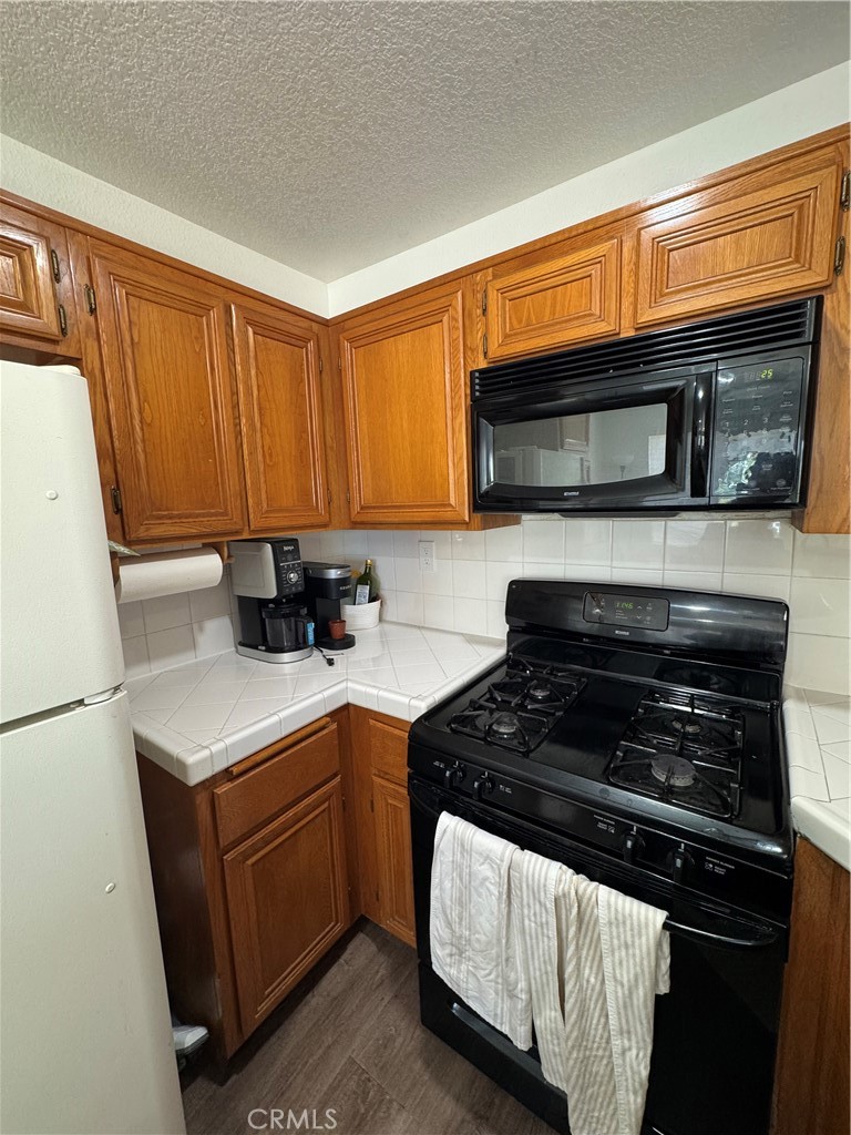 2548 Avenida Del Vista T 202 Property Photo 15
