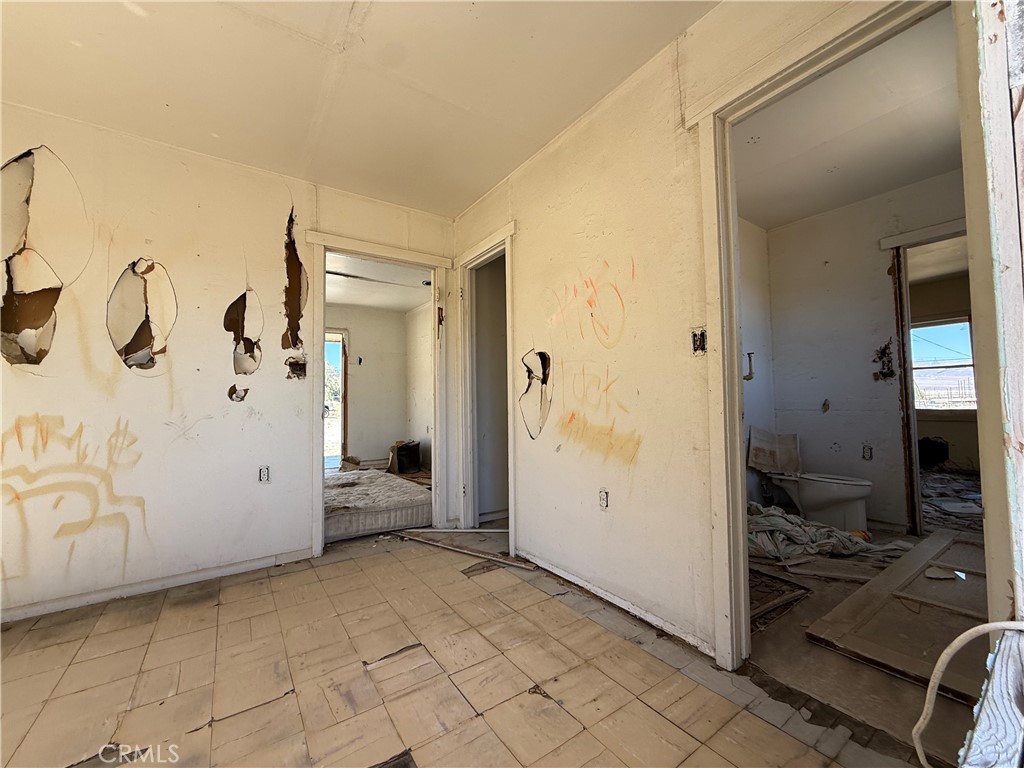 82317 5th Street Property Photo 10