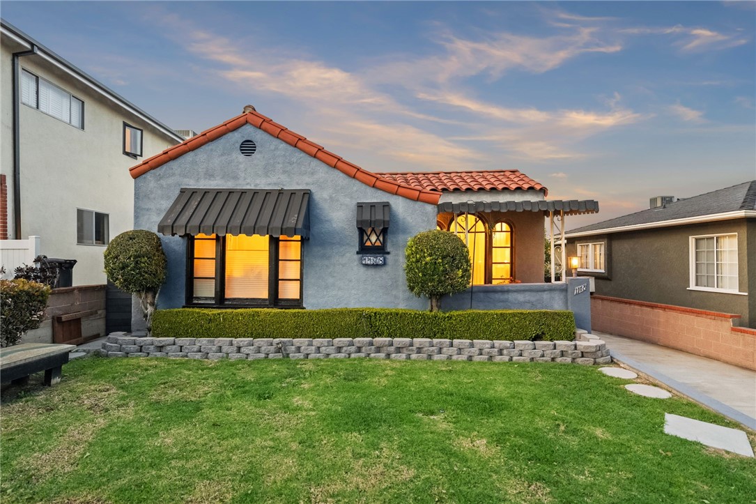 1178 W 18th Street Property Photo 4