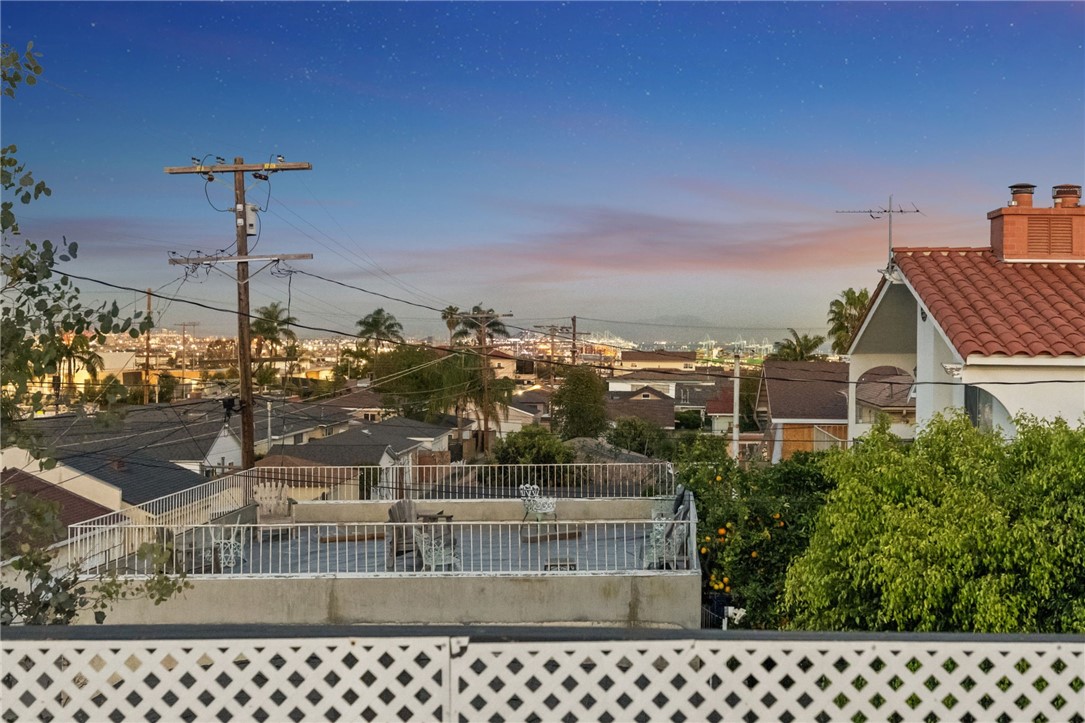 1178 W 18th Street Property Photo 12