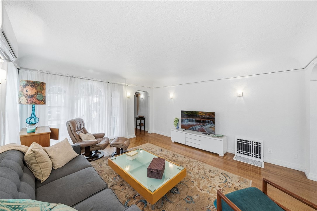 1178 W 18th Street Property Photo 30