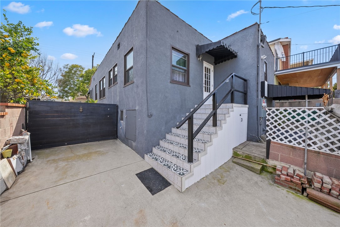 1178 W 18th Street Property Photo 51