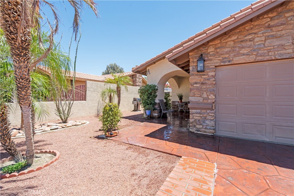 32320 Desert Vista Property Photo 19
