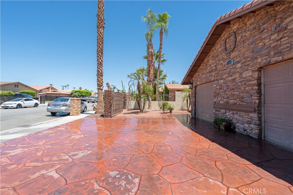 32320 Desert Vista Property Photo 49