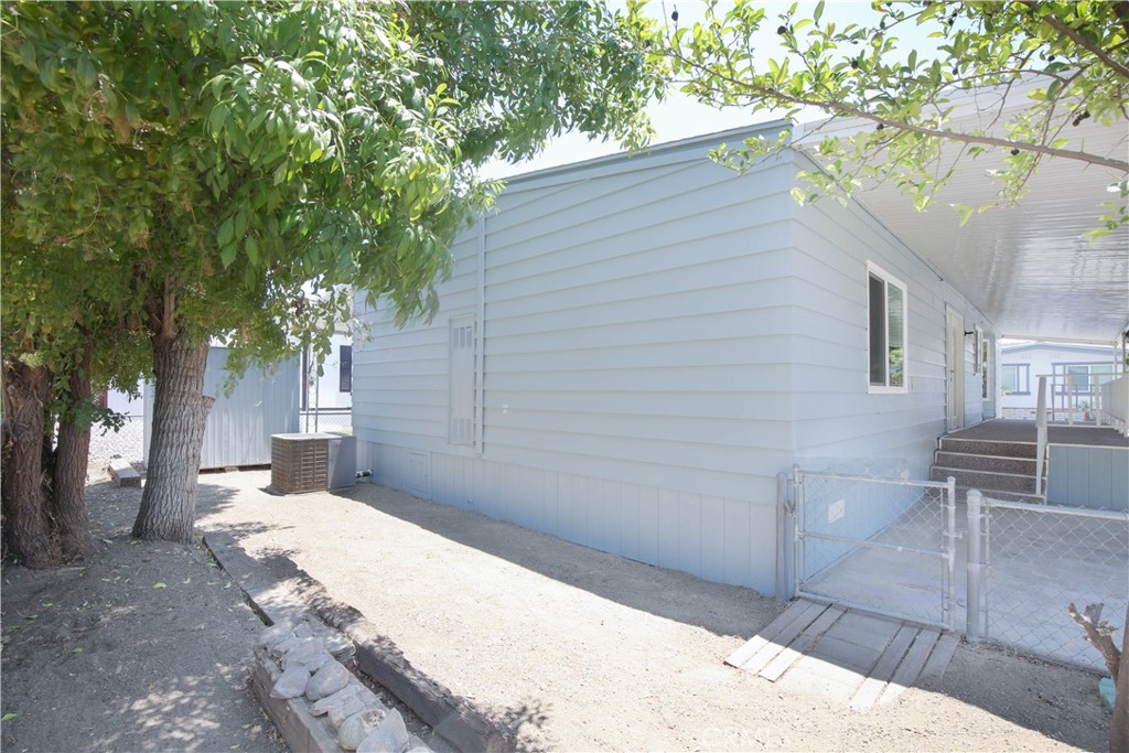 45521 State Highway 74 47 Property Photo 8
