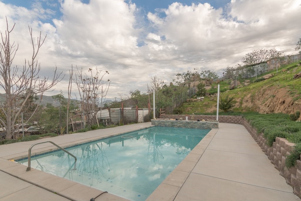 26460 Dale Property Photo 24