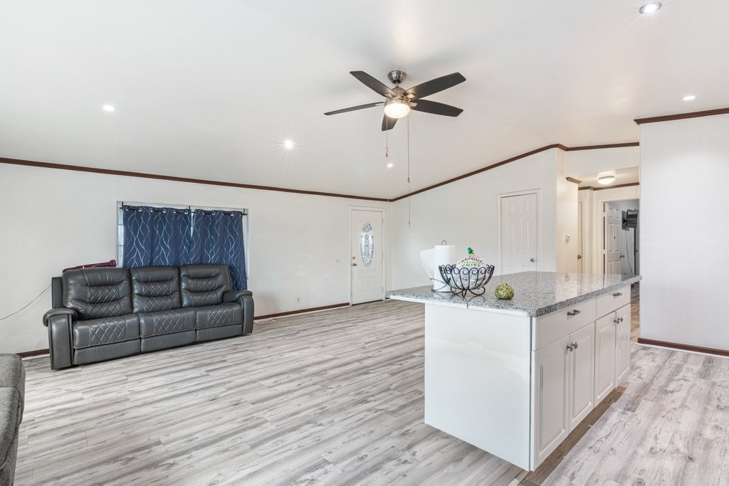 26460 Dale Property Photo 31