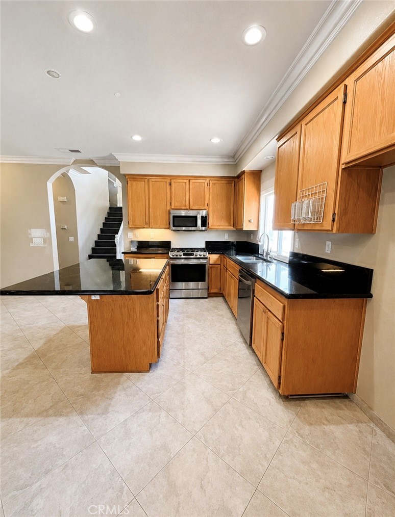 867 Billows Court Property Photo 8