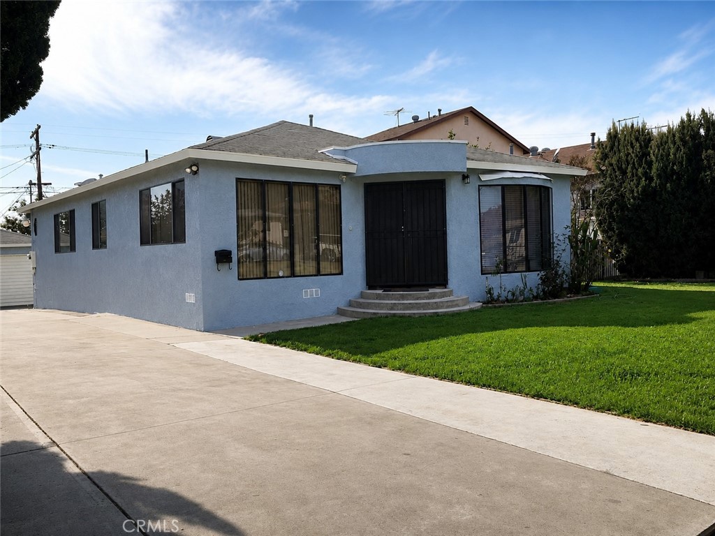 4206 Hatfield Property Photo 1